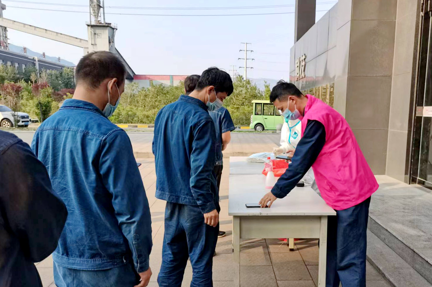 “三心”教育 激活人才“蓄水池” “三心”教育 激活人才“蓄水池”