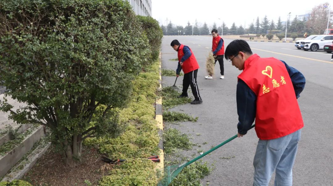 傳承雷鋒精神 做新時(shí)代雷鋒 傳承雷鋒精神 做新時(shí)代雷鋒