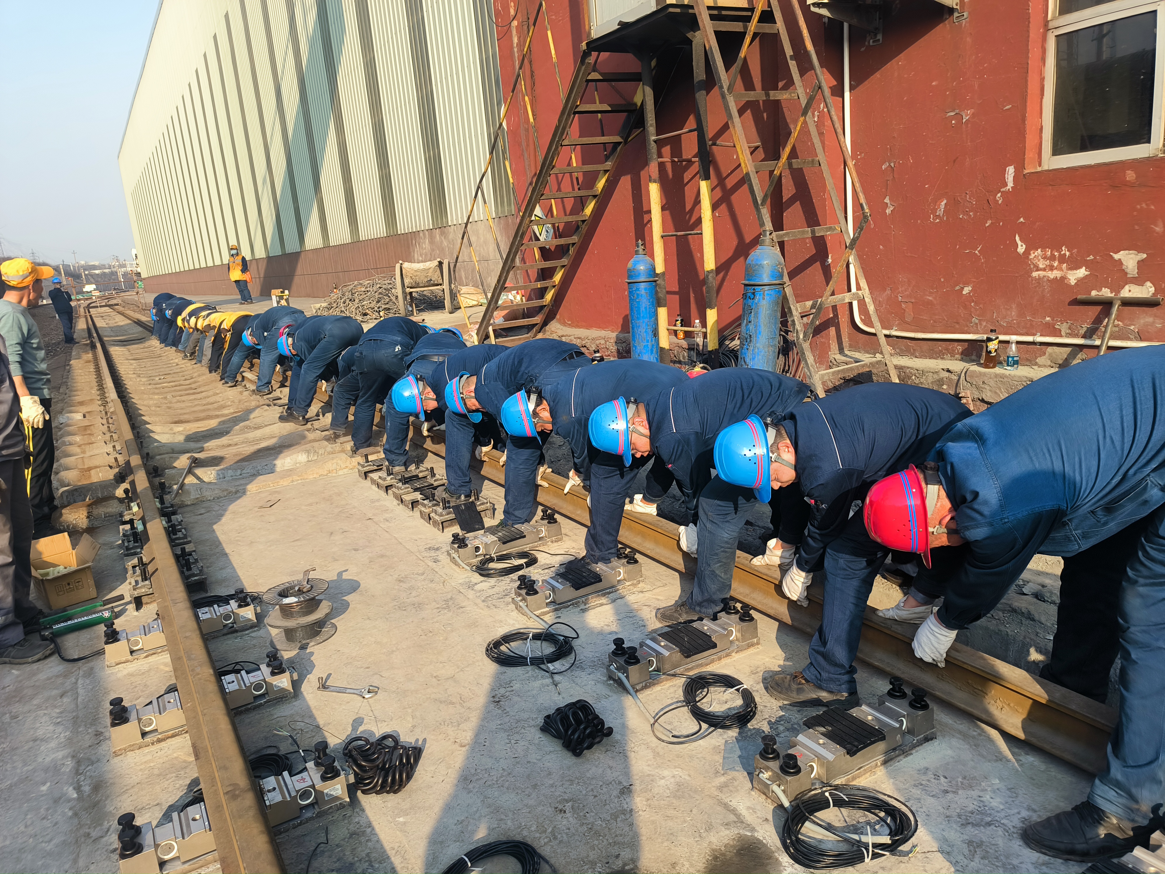 黨員“掛帥”出征 黨建“引擎”添動力 黨員“掛帥”出征 黨建“引擎”添動力