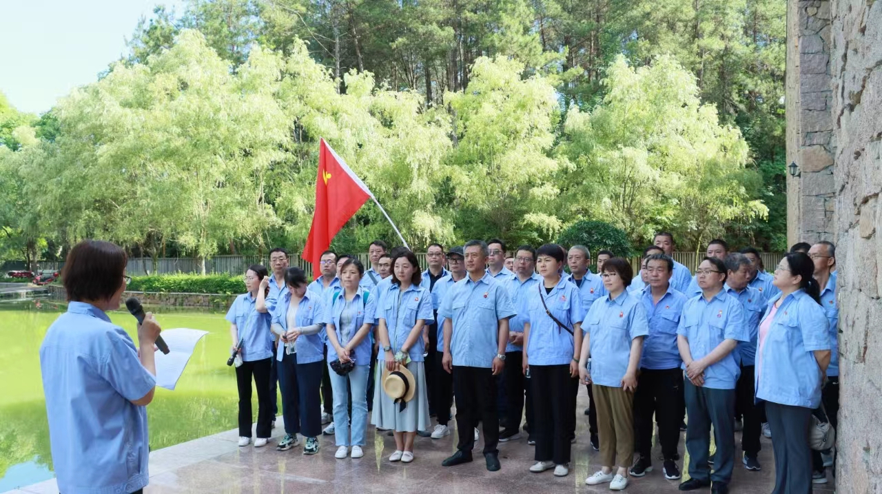 龍鋼集團扎實開展黨紀學習教育 龍鋼集團扎實開展黨紀學習教育