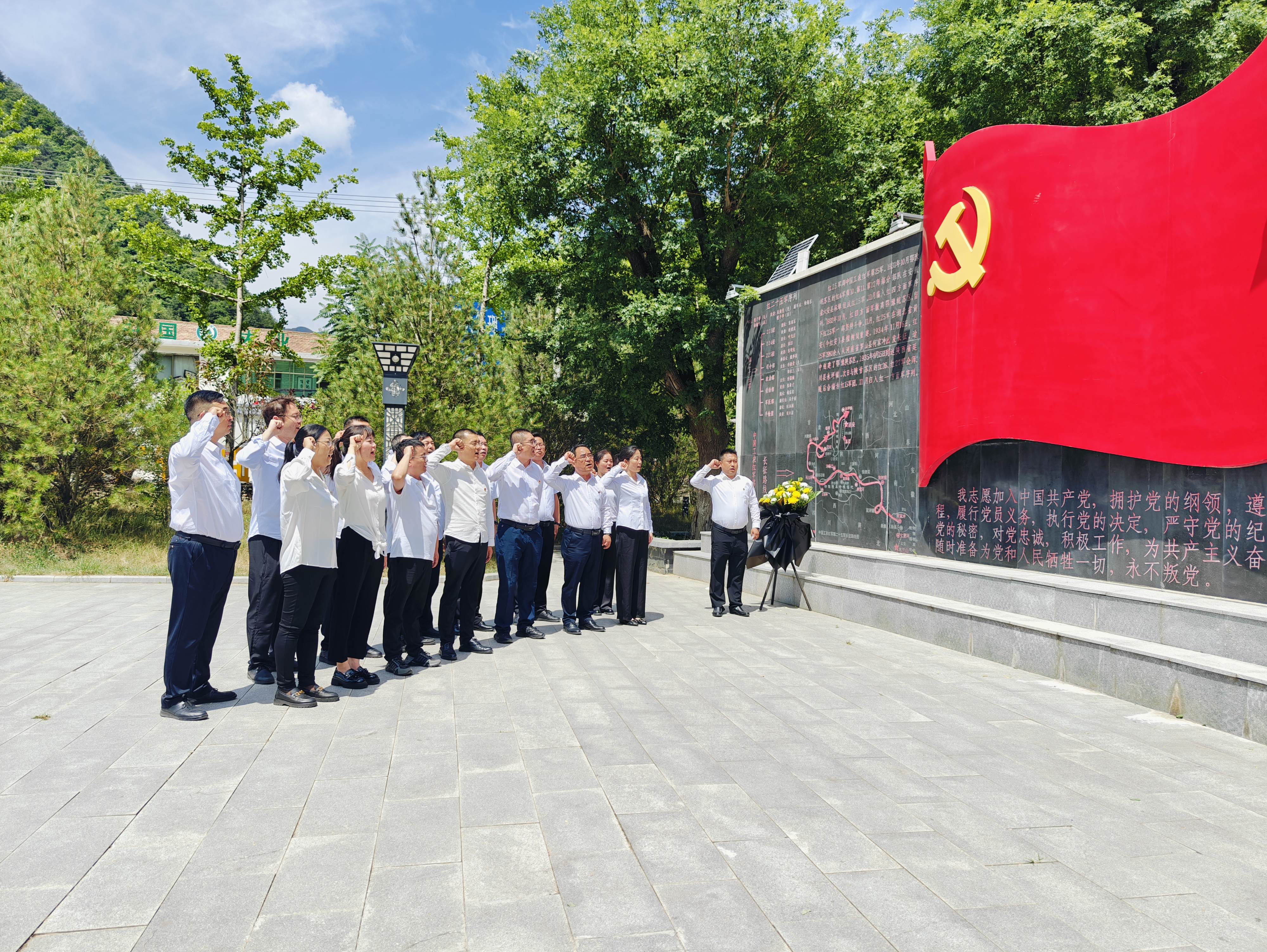 “三強化”推動黨建與項目建設工作深度融合 “三強化”推動黨建與項目建設工作深度融合