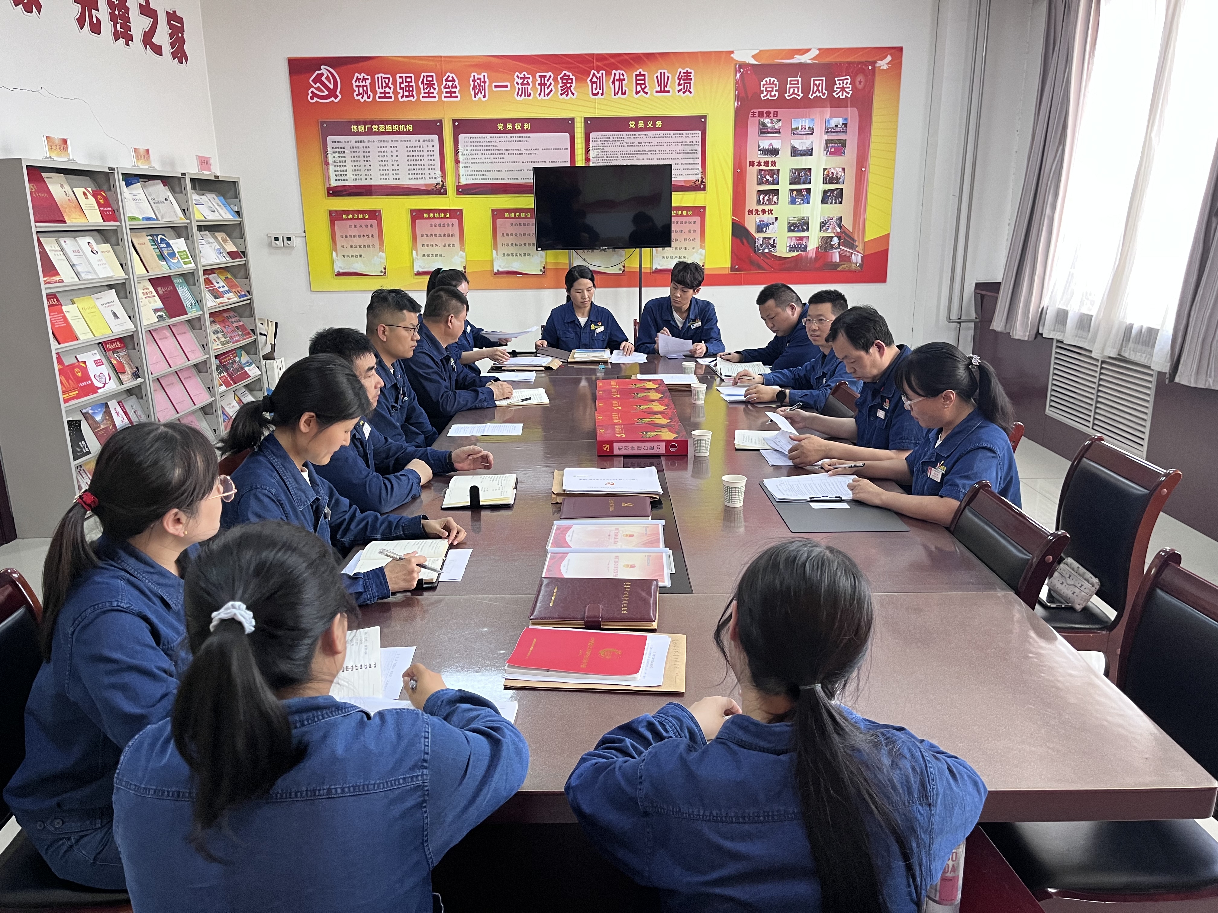 凝心聚力將黨建“軟實力”轉(zhuǎn)化為企業(yè)發(fā)展“硬支撐” 凝心聚力將黨建“軟實力”轉(zhuǎn)化為企業(yè)發(fā)展“硬支撐”