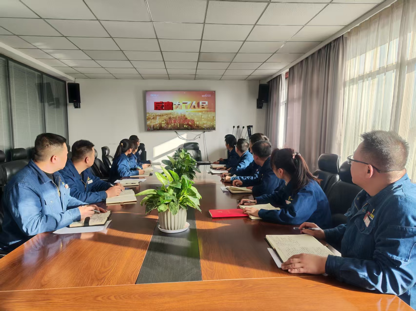 三管齊下 為企業(yè)發(fā)展注入“清廉活力” 三管齊下 為企業(yè)發(fā)展注入“清廉活力”