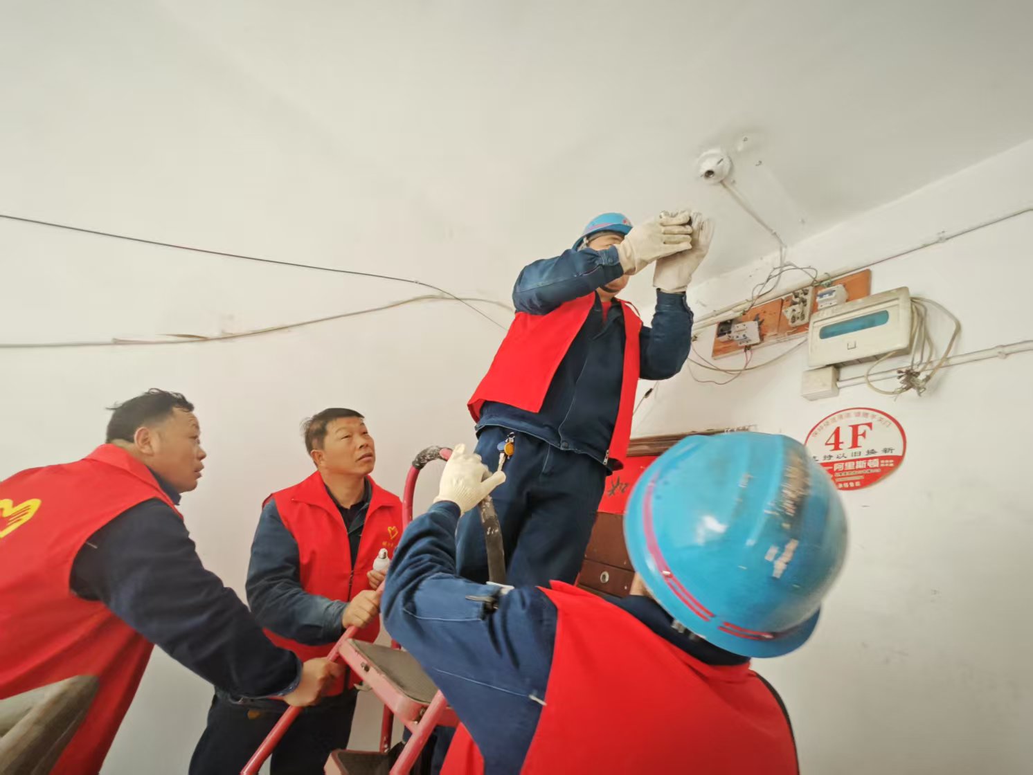 學雷鋒新時代文明實踐活動溫暖上線 學雷鋒新時代文明實踐活動溫暖上線