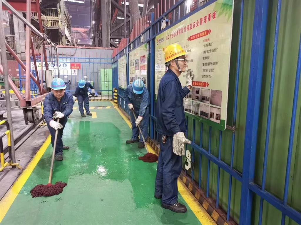 黨員先鋒勇?lián)?黨建引領(lǐng)促發(fā)展 黨員先鋒勇?lián)?黨建引領(lǐng)促發(fā)展