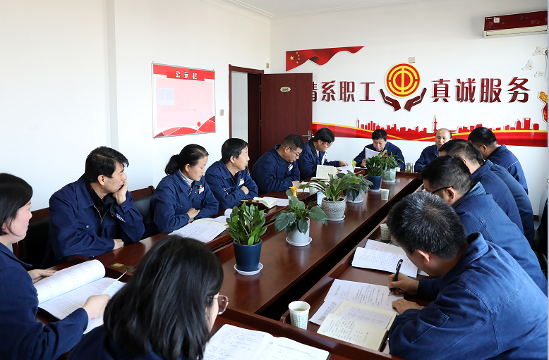 深化人才強企戰(zhàn)略 為高質(zhì)量發(fā)展注入“源動力” 深化人才強企戰(zhàn)略 為高質(zhì)量發(fā)展注入“源動力”